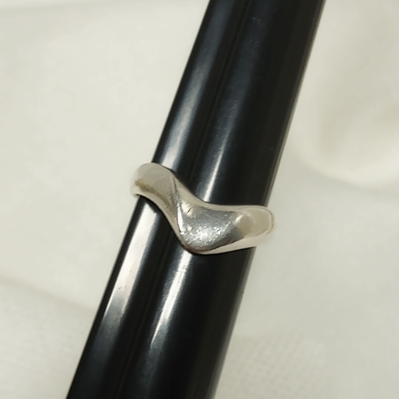 Vintage NF 925 Ring - Picture 3 of 9